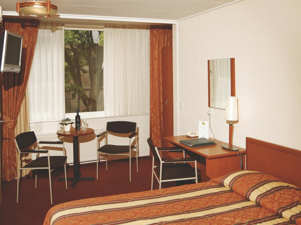 Hotel Kuik Ruinen Quarto foto